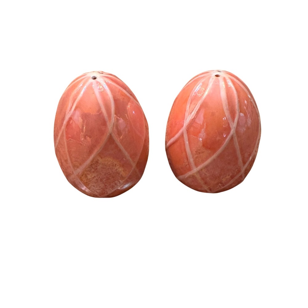 Vintage Coral Pink Ceramic Egg Salt and Pepper Shakers Lattice Quilted Pattern